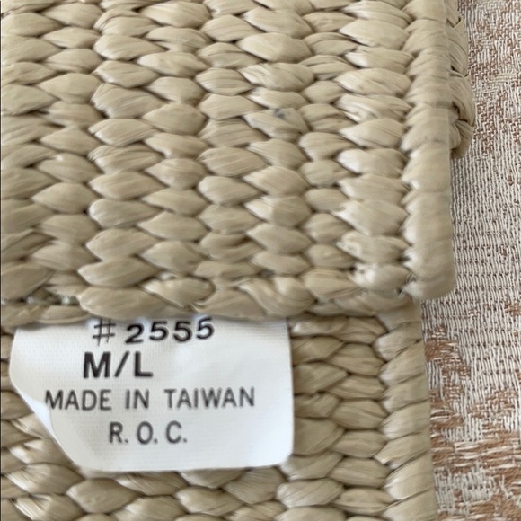 STRETCHABLE NATURAL COLOR BELT - Picture 5 of 5